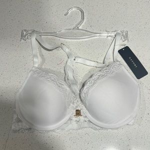 Natori White Lace Trim Bra